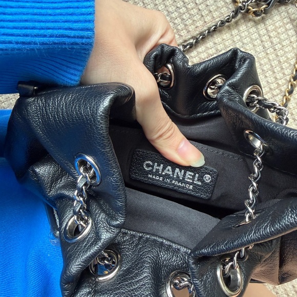 Chanel Black Quilted Leather Gabrielle Bucket Bag - Picture 4 of 7